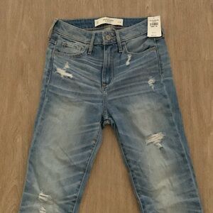 Abercrombie and Fitch women’s jeanss